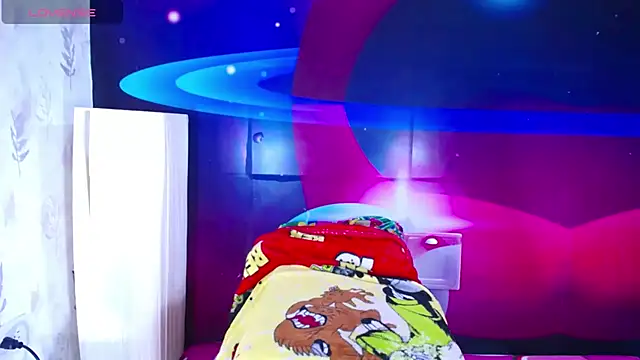 Snapshot of Cristalxxts chatting on October 18, 9:16 pm Cristalxxts online show from October 18, 9:16 pm