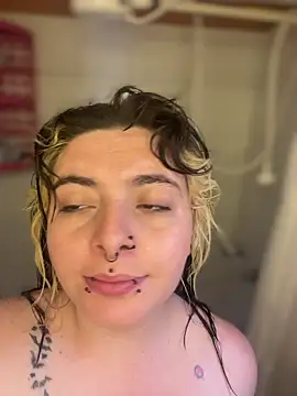 Sachi Meow online show from March 3, 6:25 pm