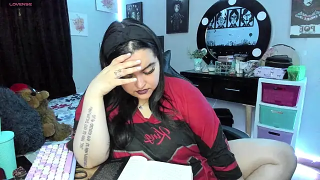 Luise Meyrink online show from September 25, 3:49 am