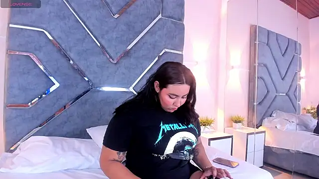 LucciaPorter online show from October 20, 7:06 pm