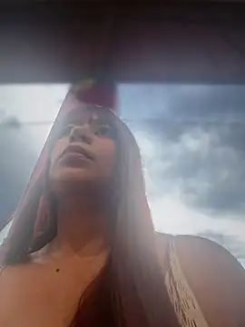 RavenM8 online show from April 7, 10:45 pm