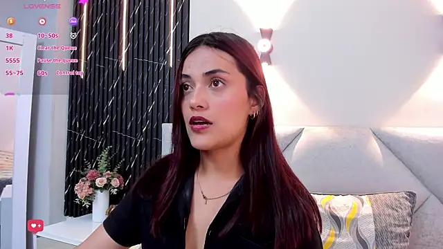 Snapshot of katrina_kaif_x chatting on October 13, 7:16 pm katrina kaif x online show from October 13, 7:16 pm