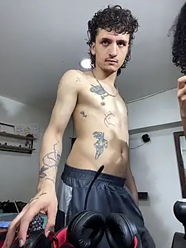 TheKing6ix9ine69 online show from January 6, 9:13 am