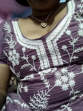 Snapshot of Ritasingh-0461 chatting on October 17, 6:33 pm Ritasingh-0461 online show from October 17, 6:33 pm