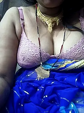 Snapshot of Ritasingh-0461 chatting on October 29, 1:32 am Ritasingh-0461 online show from October 29, 1:32 am