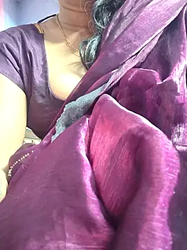 Snapshot of Ritasingh-0461 chatting on September 27, 12:07 am Ritasingh-0461 online show from September 27, 12:07 am