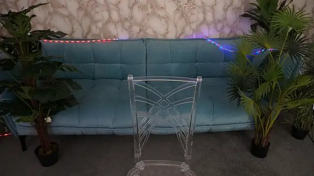 Snapshot of RosieMoons chatting on October 11, 7:27 pm RosieMoons online show from October 11, 7:27 pm