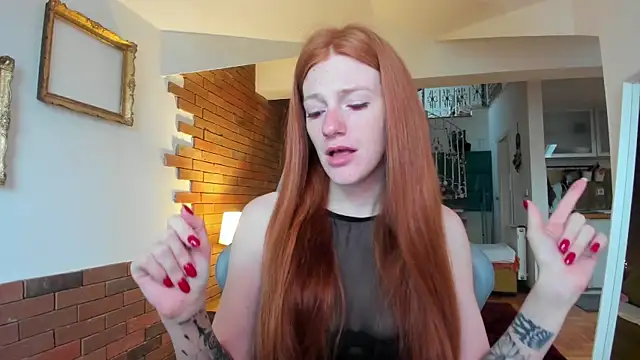 Aliceginger99 online show from September 29, 7:02 am