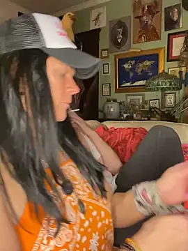 sexyasscougar online show from November 15, 6:36 am