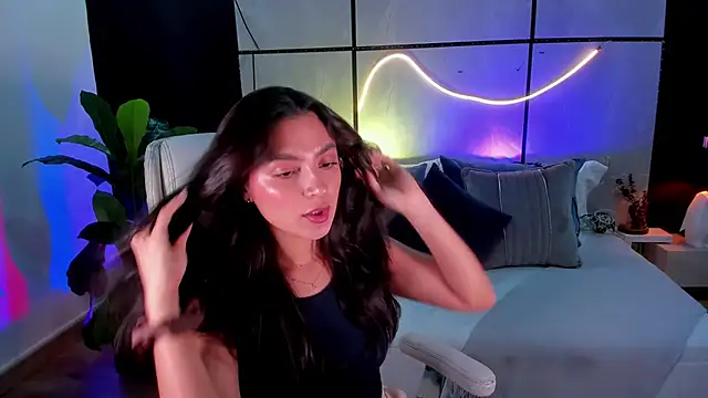 Gia Mazzon online show from October 3, 5:18 pm