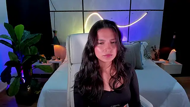 Gia Mazzon online show from September 29, 4:12 pm