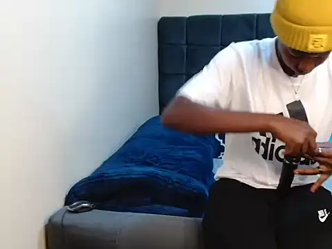 Kimberllie s online show from October 21, 9:13 am