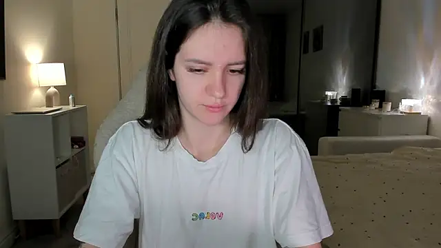 Sonia moon  online show from October 19, 2:57 am