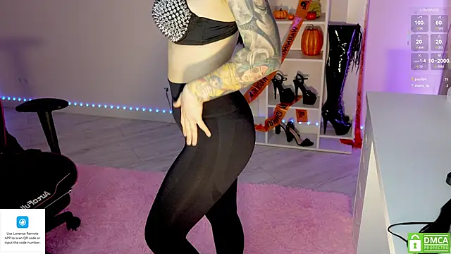 Latex Kitty online show from November 1, 3:38 pm