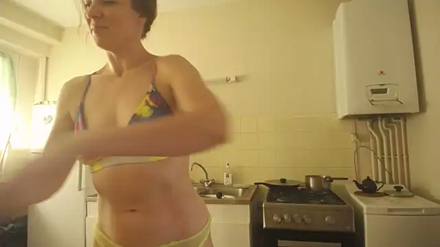 Exhibitionsplit online show from October 24, 1:29 pm