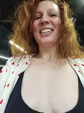 Exhibitionsplit online show from June 3, 11:33 am