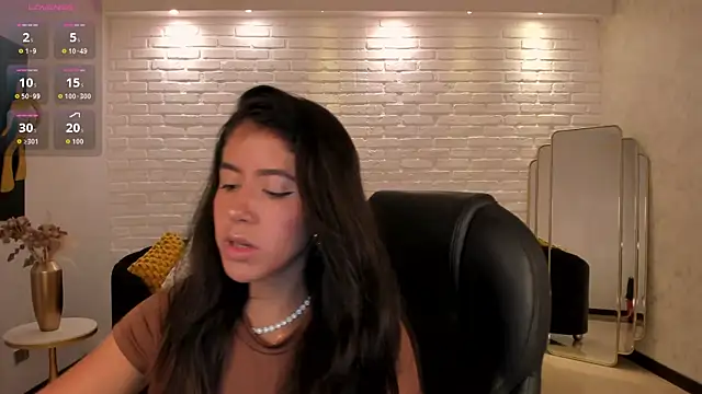 SussanElliot online show from October 17, 9:56 am