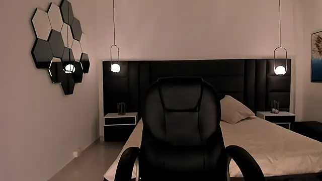 SussanElliot online show from October 21, 9:57 am