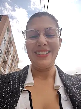 scarlett moore online show from November 21, 4:42 pm