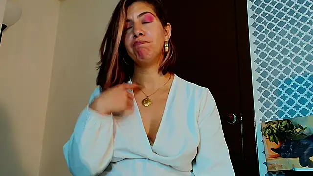 scarlett moore online show from September 22, 4:16 pm