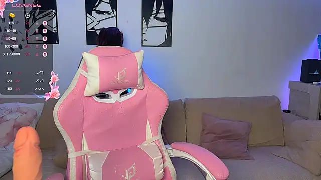 Snapshot of rich_peaches chatting on October 22, 6:46 pm rich peaches online show from October 22, 6:46 pm