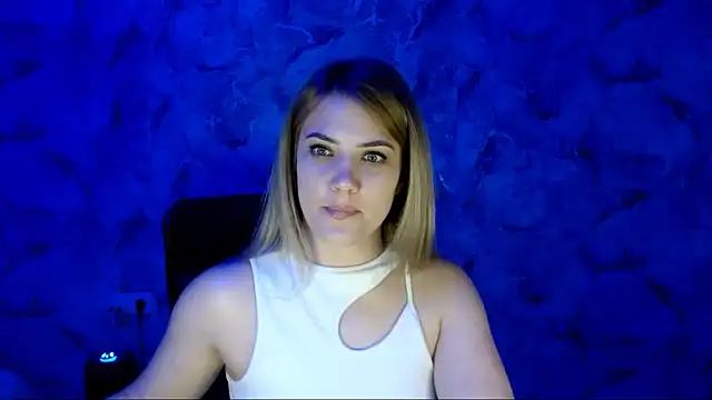 nika gold1 online show from April 30, 6:35 pm