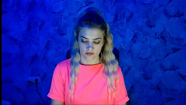 nika gold1 online show from November 25, 4:09 pm