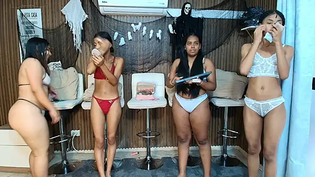 Snapshot of fetishcouples47 chatting on October 7, 11:14 am fetishcouples47 online show from October 7, 11:14 am