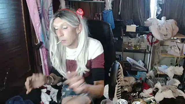 Ombeline1 online show from October 5, 4:23 pm