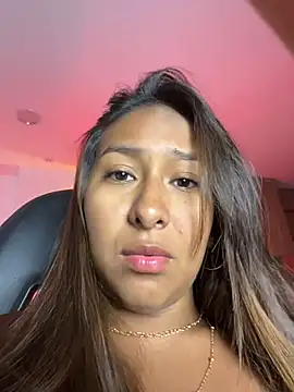 Snapshot of AmelyaMann chatting on October 26, 12:17 am AmelyaMann online show from October 26, 12:17 am