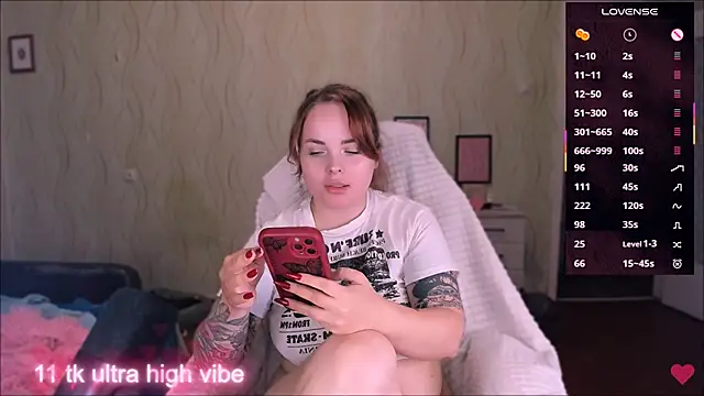Snapshot of flower_sarah_ chatting on September 15, 3:31 pm flower sarah online show from September 15, 3:31 pm