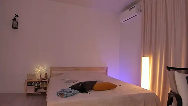 loove melody online show from October 20, 6:33 pm