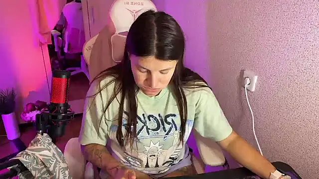 Snapshot of Katrin__kiss chatting on October 22, 10:04 pm Katrin  kiss online show from October 22, 10:04 pm