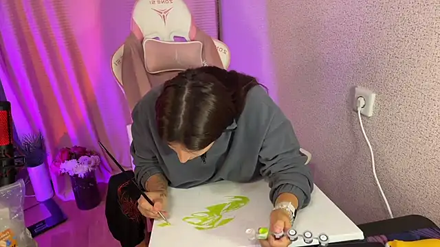 Snapshot of Katrin__kiss chatting on October 21, 7:29 pm Katrin  kiss online show from October 21, 7:29 pm