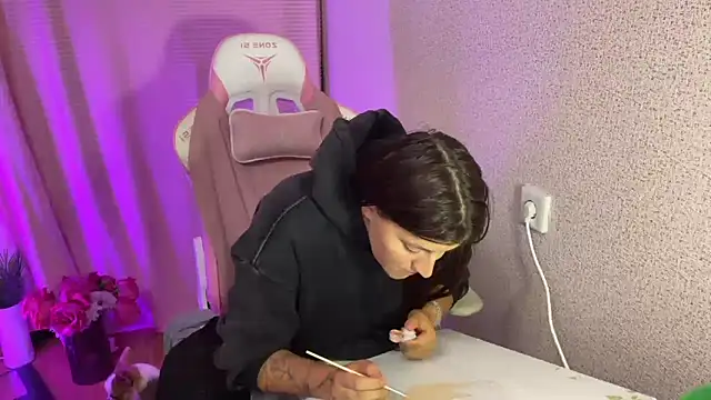 Snapshot of Katrin__kiss chatting on October 19, 7:27 pm Katrin  kiss online show from October 19, 7:27 pm