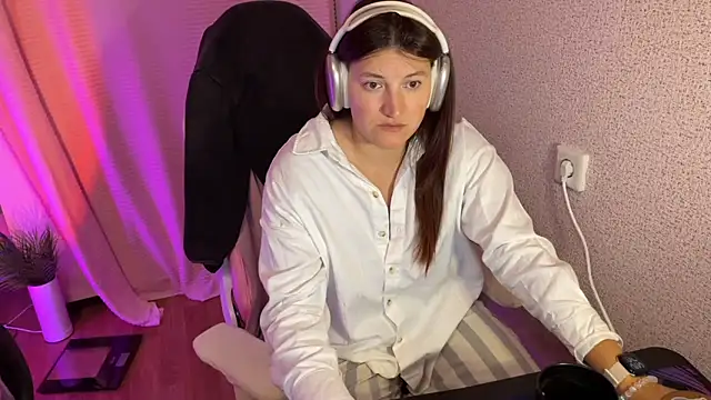 Snapshot of Katrin__kiss chatting on October 16, 5:59 pm Katrin  kiss online show from October 16, 5:59 pm