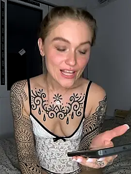 Goldloeckchen159 online show from May 8, 8:32 pm