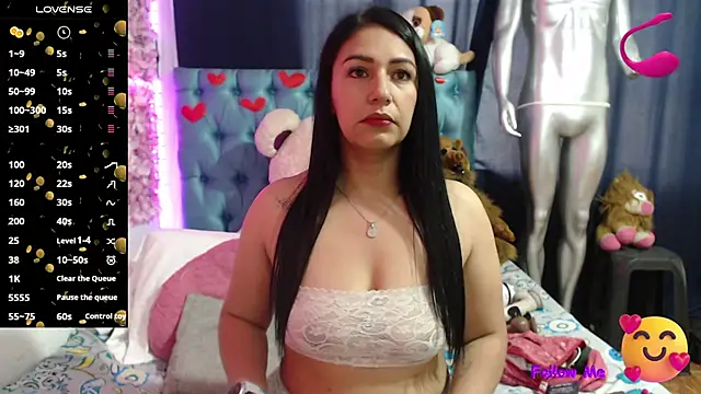 Cristal cherry online show from September 15, 1:30 pm
