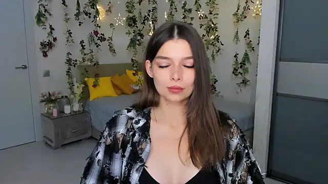 Snapshot of ContinentOfTranquility chatting on September 26, 1:14 am ContinentOfTranquility online show from September 26, 1:14 am