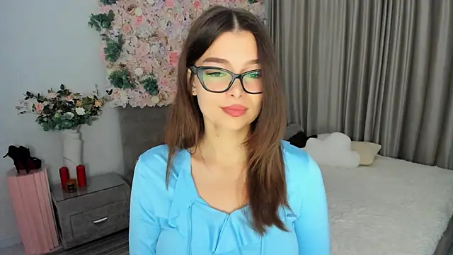 Snapshot of ContinentOfTranquility chatting on October 14, 1:19 am ContinentOfTranquility online show from October 14, 1:19 am