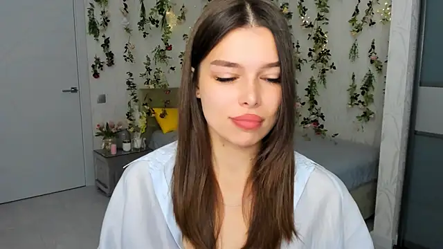 Snapshot of ContinentOfTranquility chatting on October 13, 1:19 am ContinentOfTranquility online show from October 13, 1:19 am