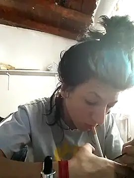 Snapshot of gala2 chatting on October 1, 6:24 pm gala2 online show from October 1, 6:24 pm