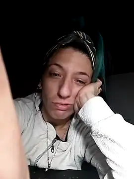 Snapshot of gala2 chatting on September 27, 9:49 am gala2 online show from September 27, 9:49 am