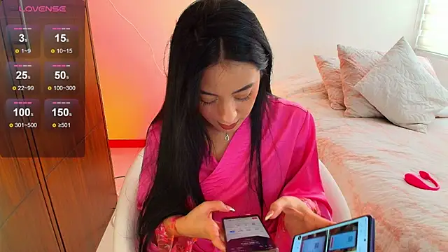 Snapshot of keilelewis chatting on October 21, 5:06 pm keilelewis online show from October 21, 5:06 pm