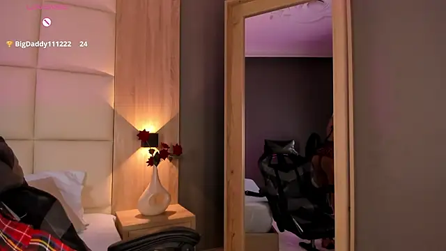 bella1207 online show from October 18, 9:05 pm