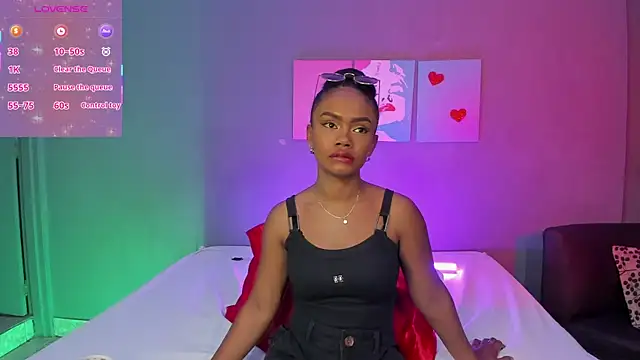 EmmaSmith06 online show from September 17, 5:22 pm