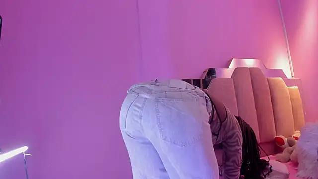 LoveQueen2 online show from November 6, 12:11 pm