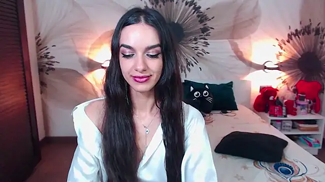 KatherineBisou online show from November 3, 8:13 pm