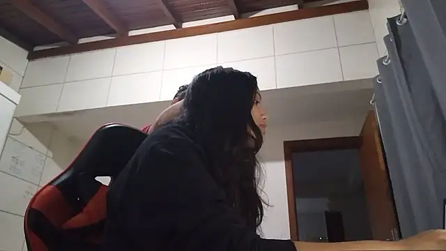 Snapshot of bombomepimenta chatting on October 23, 8:37 pm bombomepimenta online show from October 23, 8:37 pm