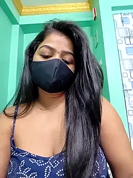 Monalisa Singh online show from May 6, 6:45 pm